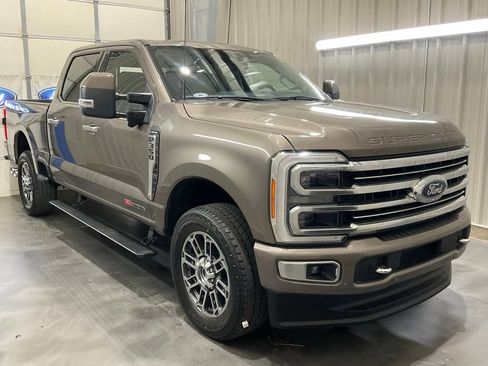 Used 2023 Ford F350 Limited w/ FX4 Off-Road Package AWD/4WD image 2
