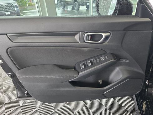 Used 2025 Honda Civic Sport image 19