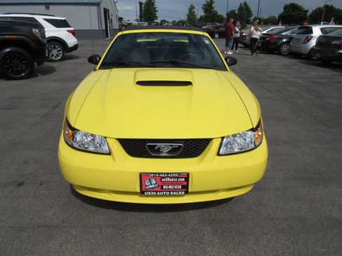 Used 2001 Ford Mustang GT RWD image 9