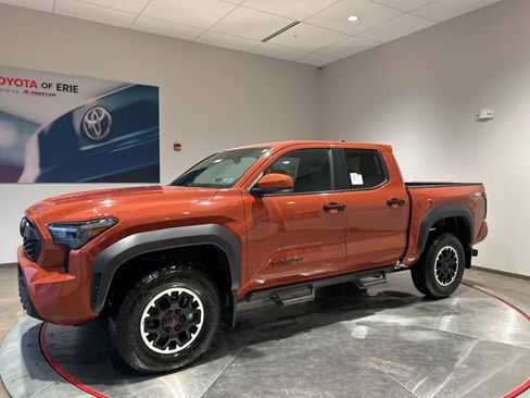 New 2025 Toyota Tacoma TRD Off-Road image 3