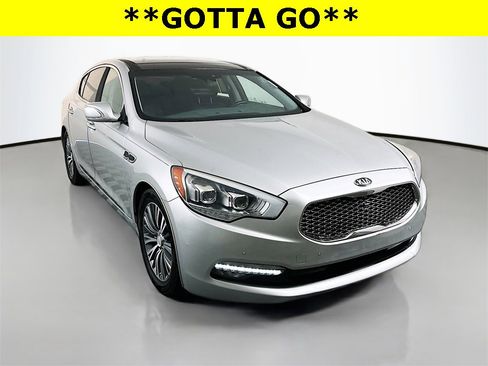 Used 2017 Kia K900 Premium image 1