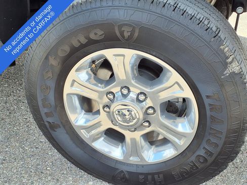 Used 2024 RAM 2500 Big Horn w/ Bed Utility Group AWD/4WD image 9