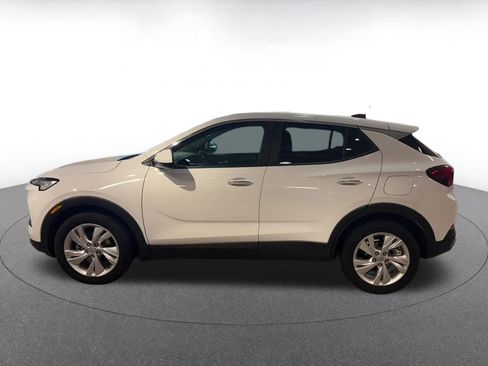 Used 2025 Buick Encore GX Preferred image 9