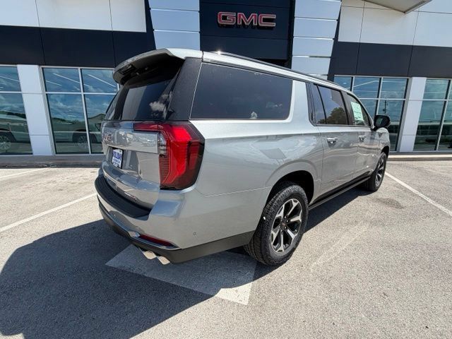 New 2026 GMC Yukon XL AT4 w/ AT4 Premium Plus Package AWD/4WD image 25