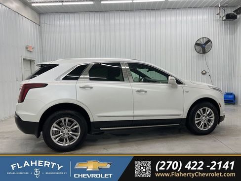 Used 2020 Cadillac XT5 Premium Luxury w/ LPO, Floor Liner Package image 2