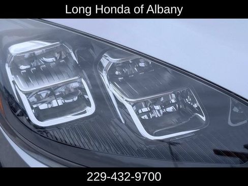 Used 2020 Ford Escape Titanium w/ Titanium Premium Package 2.0 AWD/4WD image 5