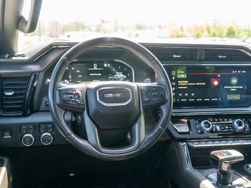Used 2023 GMC Sierra 1500 AT4 w/ AT4 Premium Package AWD/4WD image 15