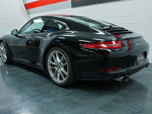 Used 2015 Porsche 911 Carrera S image 17