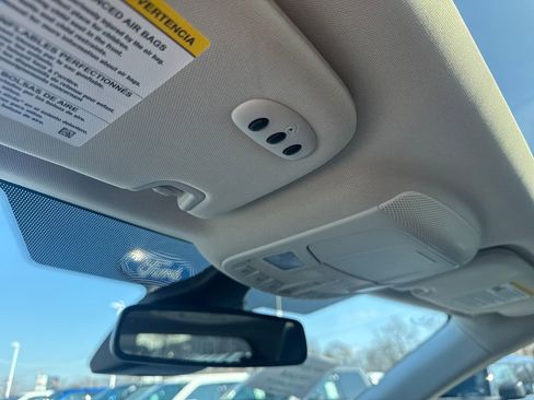 Used 2024 Ford Edge SEL w/ Convenience Package image 43