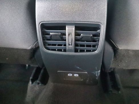 Used 2023 Toyota Corolla Cross LE AWD/4WD image 38