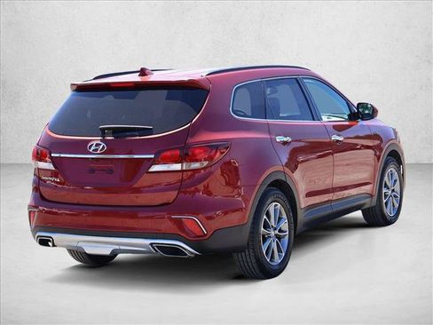 Used 2018 Hyundai Santa Fe SE FWD image 5
