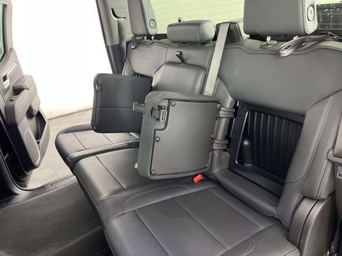 Used 2025 GMC Sierra 1500 SLT image 44