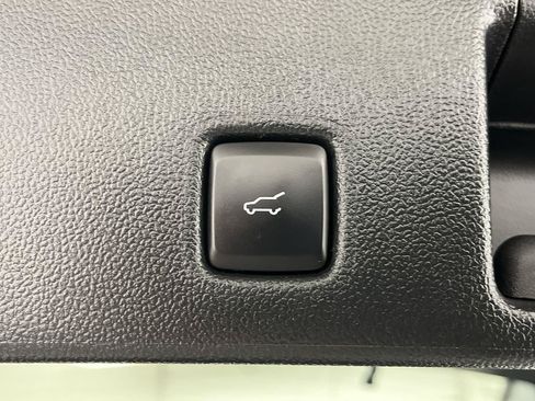 Used 2023 Ford Escape ST-Line w/ Tech Pack #1 AWD/4WD image 5