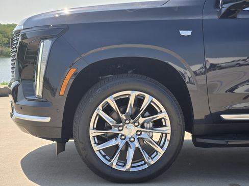 New 2025 Cadillac Escalade Premium Luxury image 5