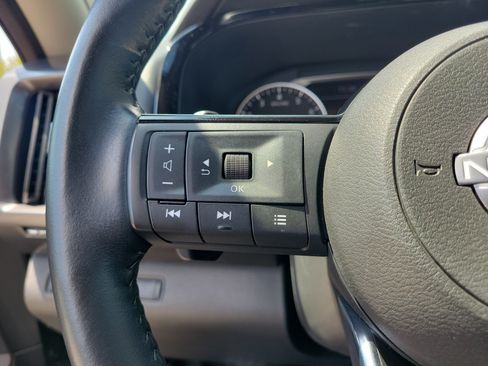 Certified 2023 Nissan Pathfinder SL w/ SL Premium Package AWD/4WD image 23