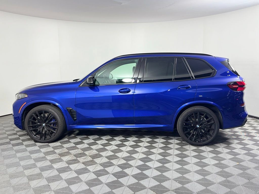 Used 2024 BMW X5 M60i AWD/4WD image 8