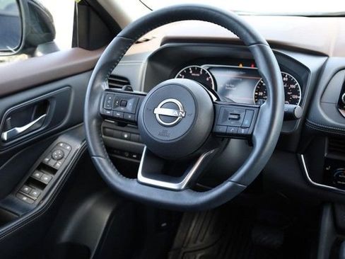 Certified 2023 Nissan Rogue SV w/ SV Premium B Package AWD/4WD image 27