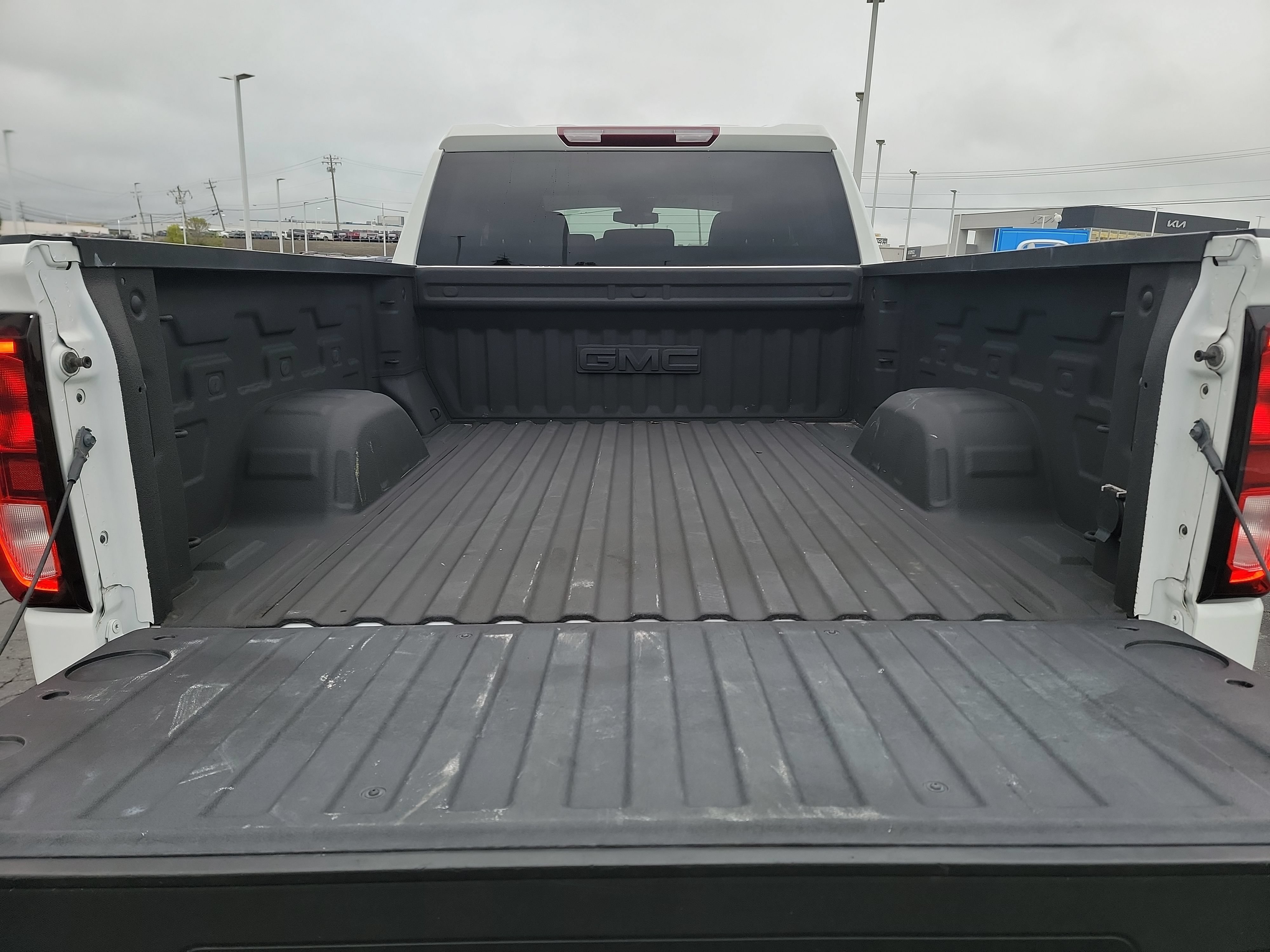 Used 2023 GMC Sierra 1500 Elevation AWD/4WD image 25