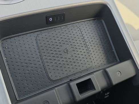 New 2026 Genesis GV70 2.5T Advanced image 10