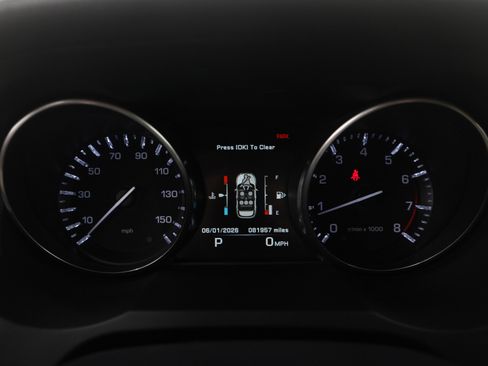 Used 2015 Land Rover Range Rover Evoque Pure image 27