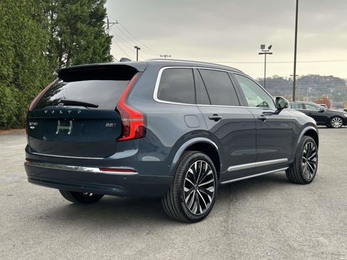 New 2026 Volvo XC90 B5 Ultra image 3