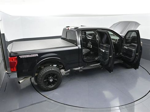 Certified 2021 Ford F250 Lariat w/ Tremor Off-Road Package AWD/4WD image 55