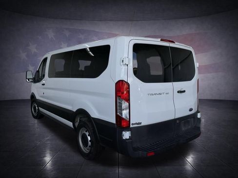 Used 2019 Ford Transit 150 XL image 3