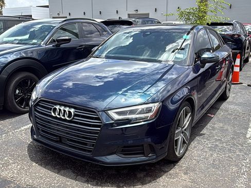 Used 2020 Audi A3 2.0T Premium Plus w/ Premium Plus Package FWD image 3