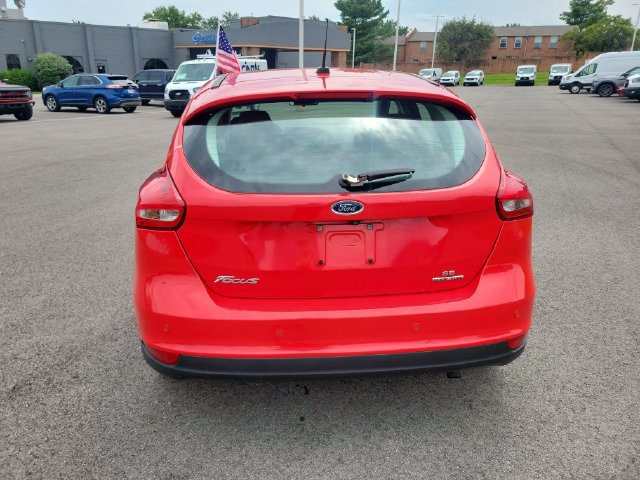 Used 2015 Ford Focus SE w/ Reverse Sensing Package FWD image 4