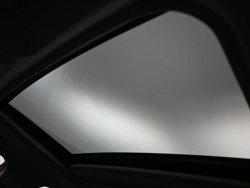 Used 2020 Toyota RAV4 XLE w/ Convenience Package image 23