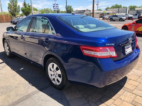 Used 2010 Toyota Camry FWD image 4
