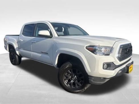 Used 2021 Toyota Tacoma SR5 image 1