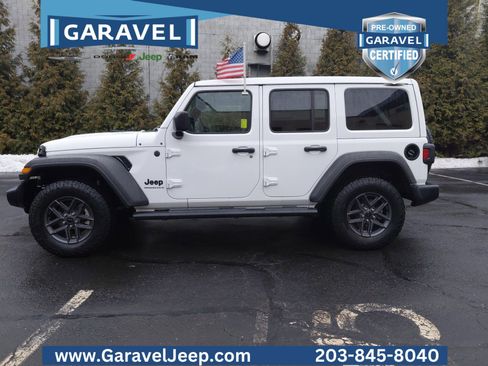 Used 2025 Jeep Wrangler Sport S image 33