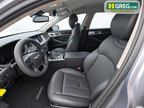 Used 2016 Hyundai Genesis 3.8 AWD/4WD image 10