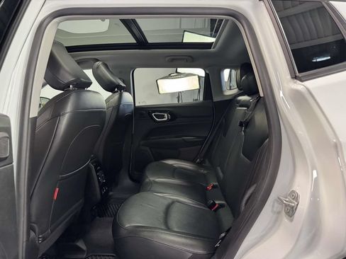Used 2022 Jeep Compass Trailhawk w/ Trailhawk Elite Group AWD/4WD image 13
