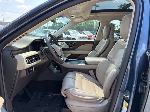 Used 2020 Lincoln Aviator Reserve w/ Equipment Group 201A AWD/4WD image 11
