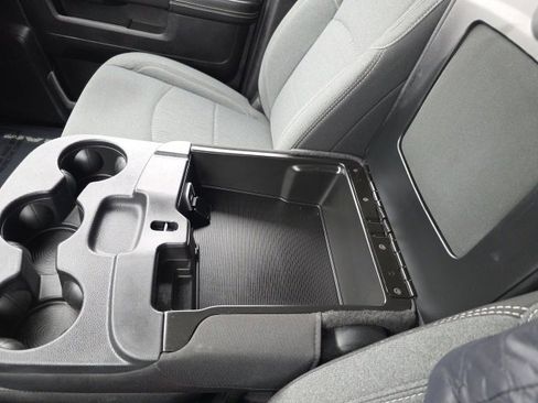 Used 2024 RAM 2500 Big Horn w/ Night Edition image 32