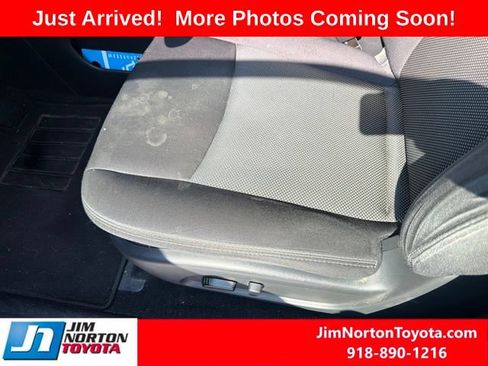 Used 2020 Nissan Pathfinder SV FWD image 10