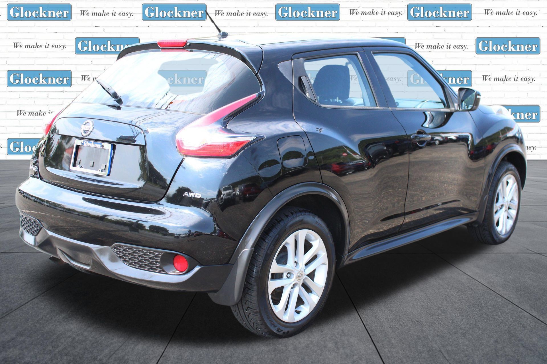 Used 2015 Nissan Juke S AWD/4WD image 6