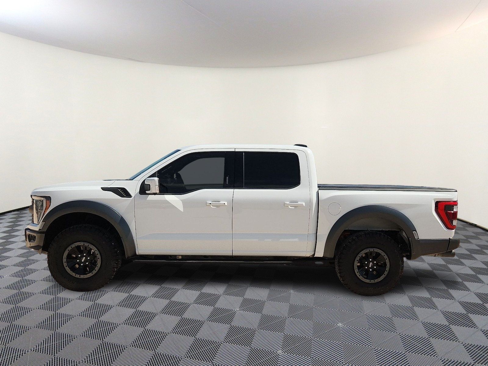 Used 2022 Ford F150 Raptor w/ Equipment Group 801A High AWD/4WD image 2