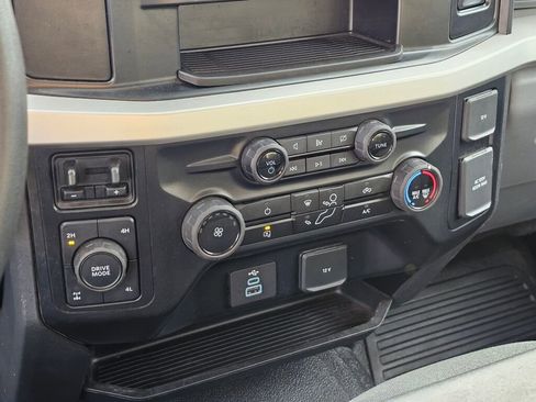 Certified 2024 Ford F350 XLT image 26