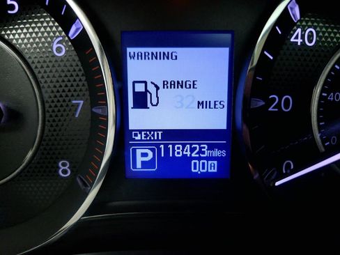 Used 2019 Nissan Armada SL w/ Premium Package image 17