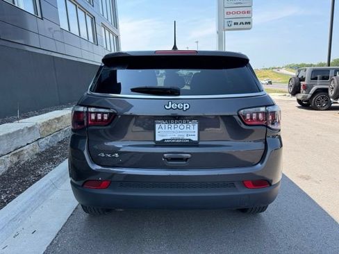 Used 2024 Jeep Compass Sport AWD/4WD image 4