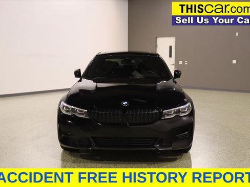 Used 2021 BMW 330i Sedan w/ Convenience Package RWD image 3