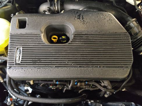 Used 2020 Lincoln Corsair AWD w/ Premium Package image 30