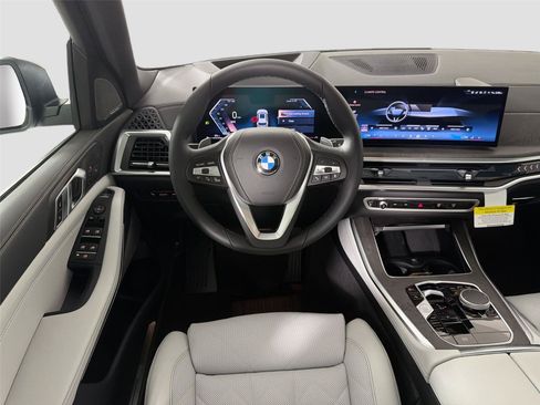 New 2026 BMW X5 xDrive40i AWD/4WD image 22