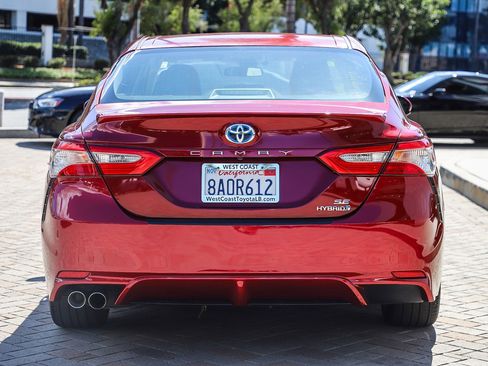 Used 2018 Toyota Camry SE image 8