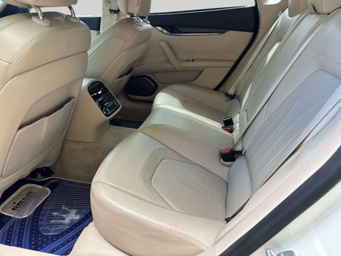 Used 2014 Maserati Quattroporte GTS RWD image 11