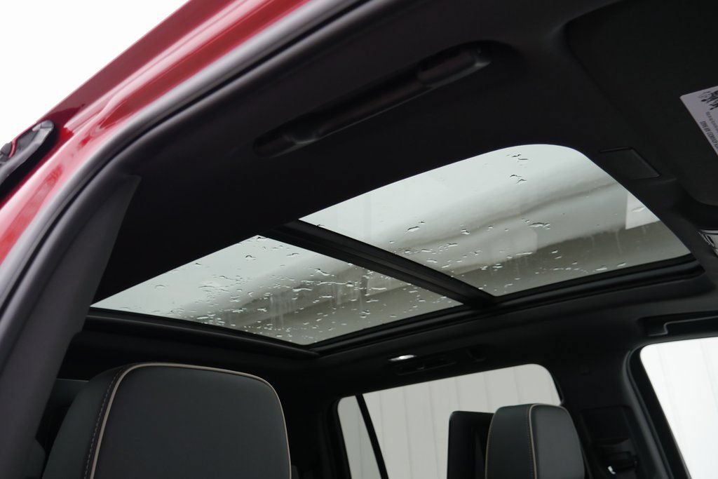New 2026 Chevrolet Suburban Premier AWD/4WD image 23