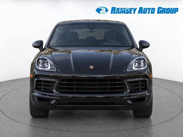 Used 2023 Porsche Cayenne AWD/4WD image 5